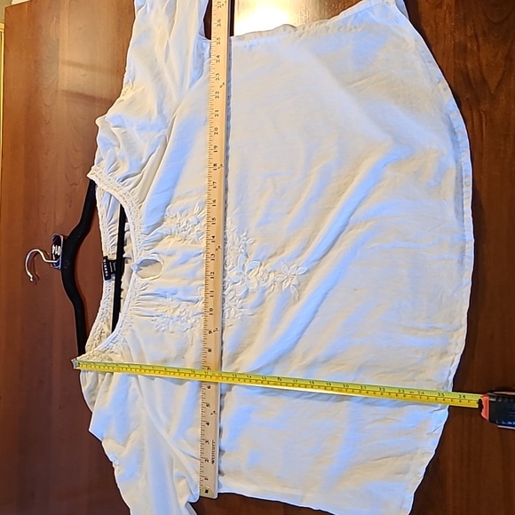 14. Torrid vintage embroidered white peasant blouse - Picture 7 of 16